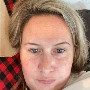 Meet your Posher, Jesseca